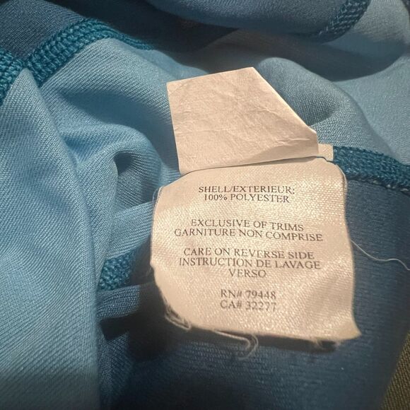 Marmot Blue exercise sleeveless workout tank Size M P2P = 18.25" - Picture 6 of 11